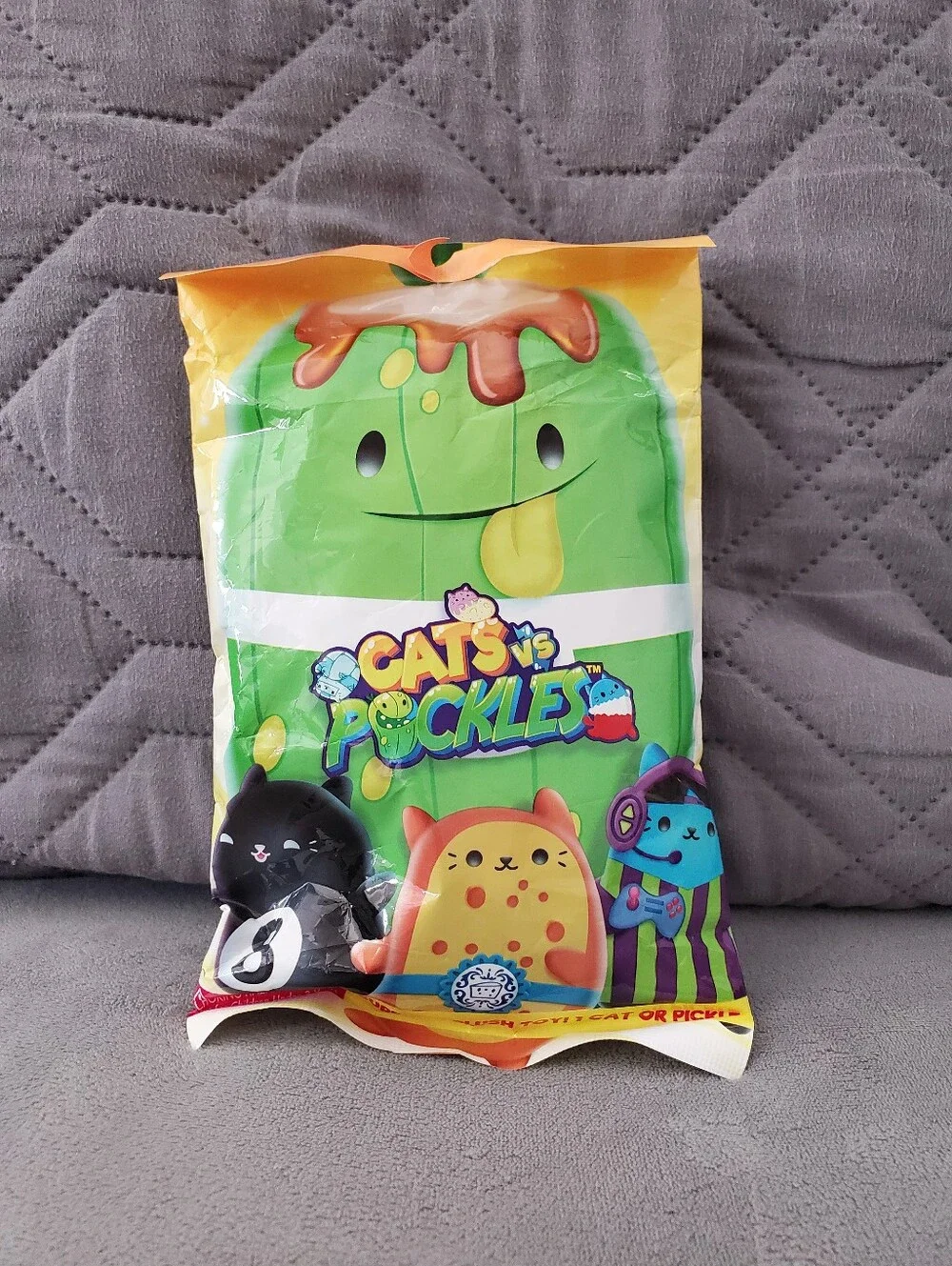 Cats vs Pickles Gold Wave Series 2 mystery plush blind bag